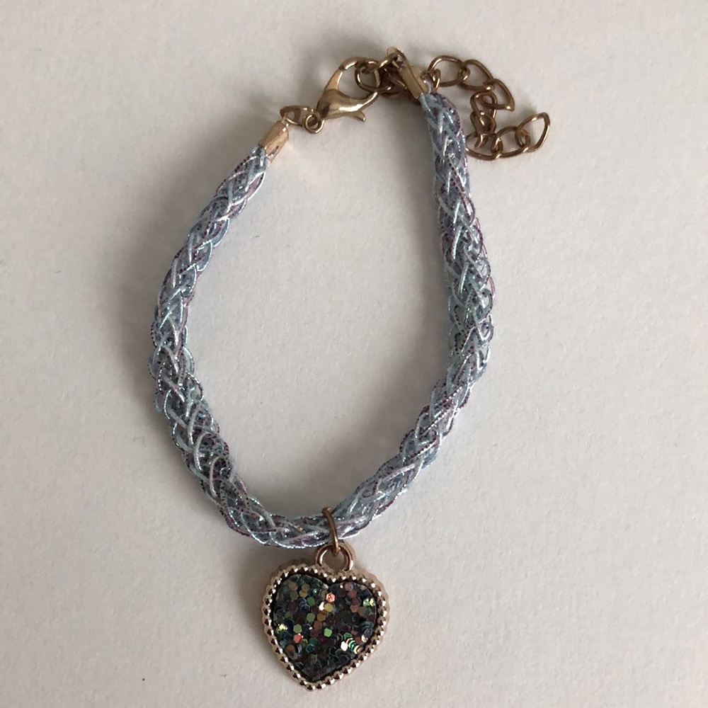 Brand new never worn heart bracelet